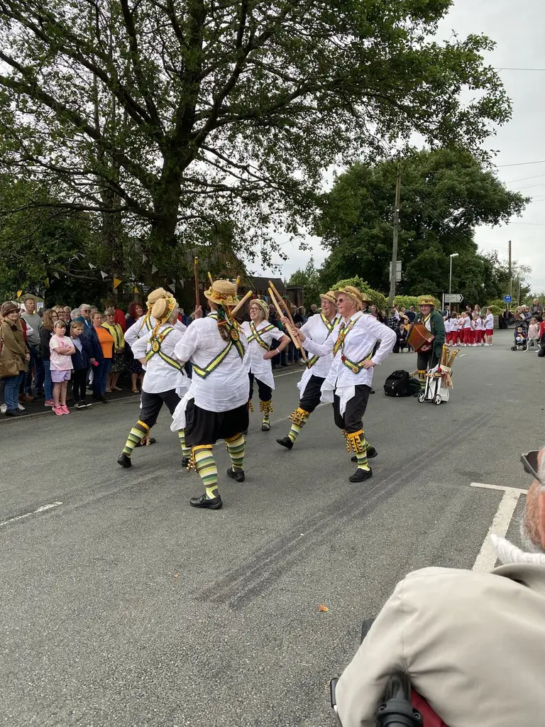 Leek Morris recent photo 127