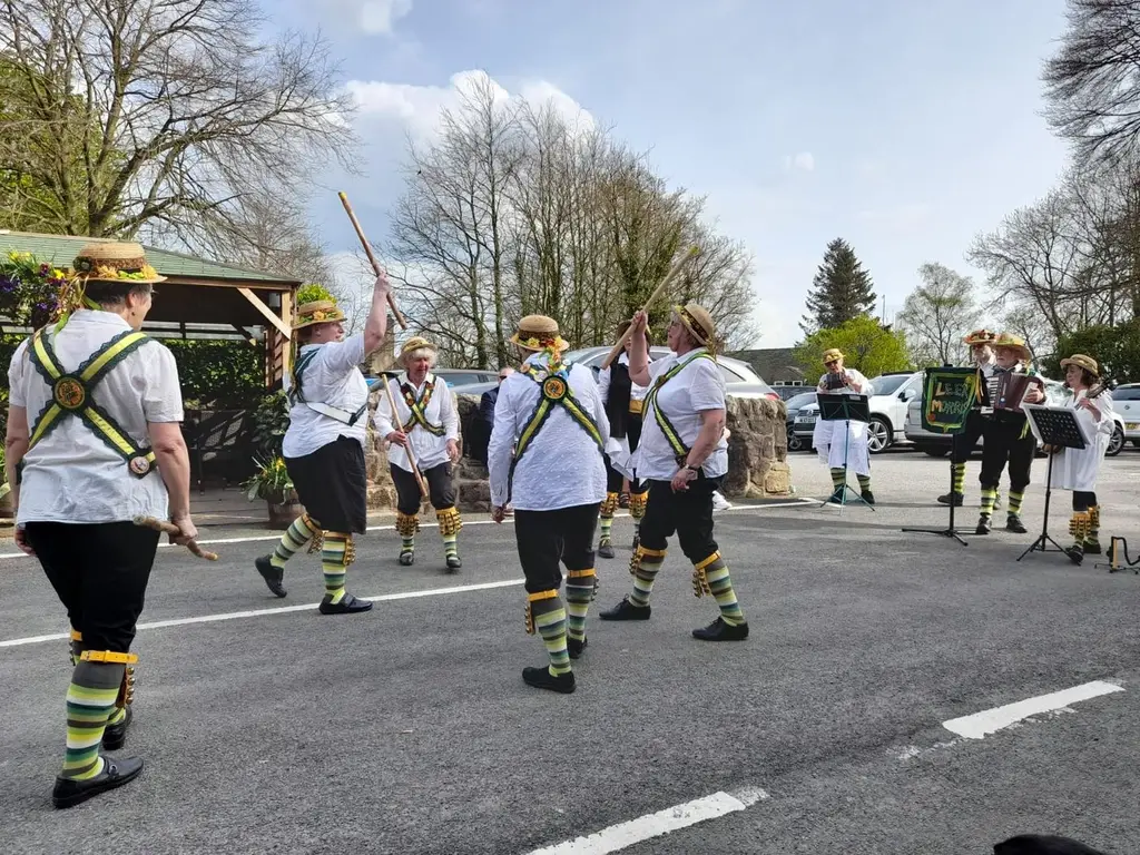 Leek Morris recent photo 144