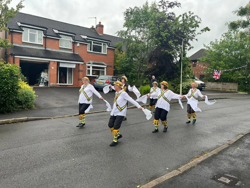 Leek Morris recent photo 134