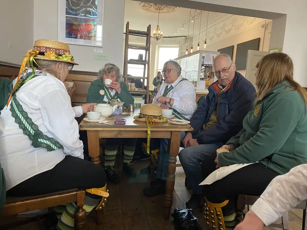Leek Morris recent photo 146