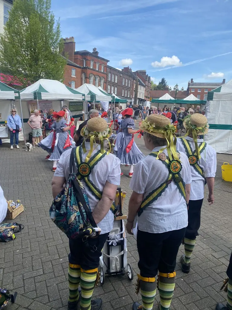 Leek Morris recent photo 81