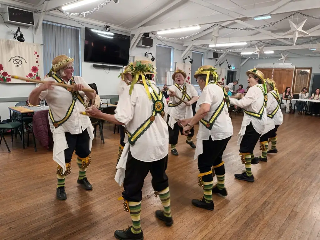 Leek Morris recent photo 38
