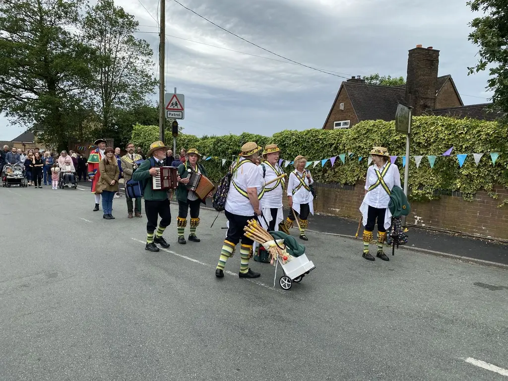 Leek Morris recent photo 128
