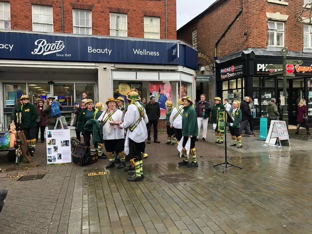 Leek Morris recent photo 17