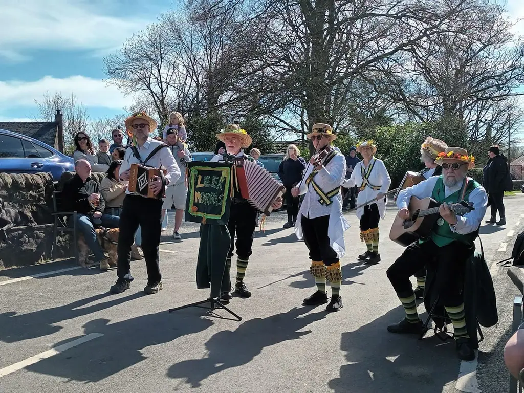 Leek Morris recent photo 2