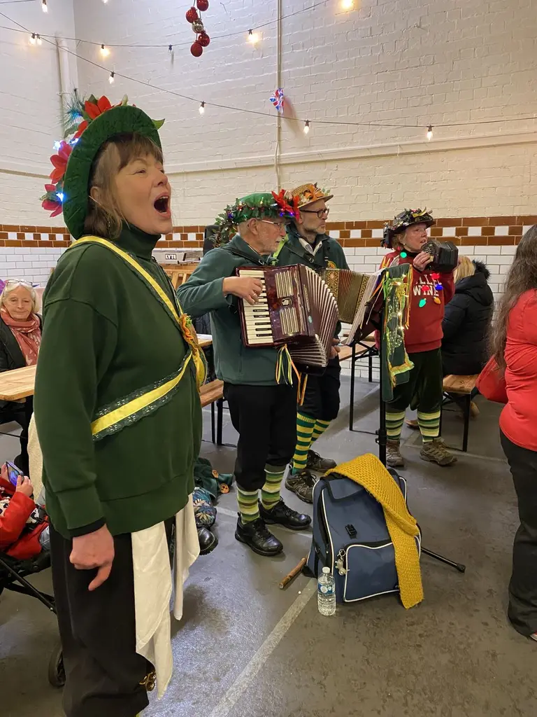 Leek Morris recent photo 85