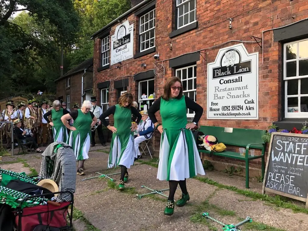 Leek Morris recent photo 102