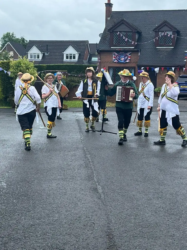 Leek Morris recent photo 136