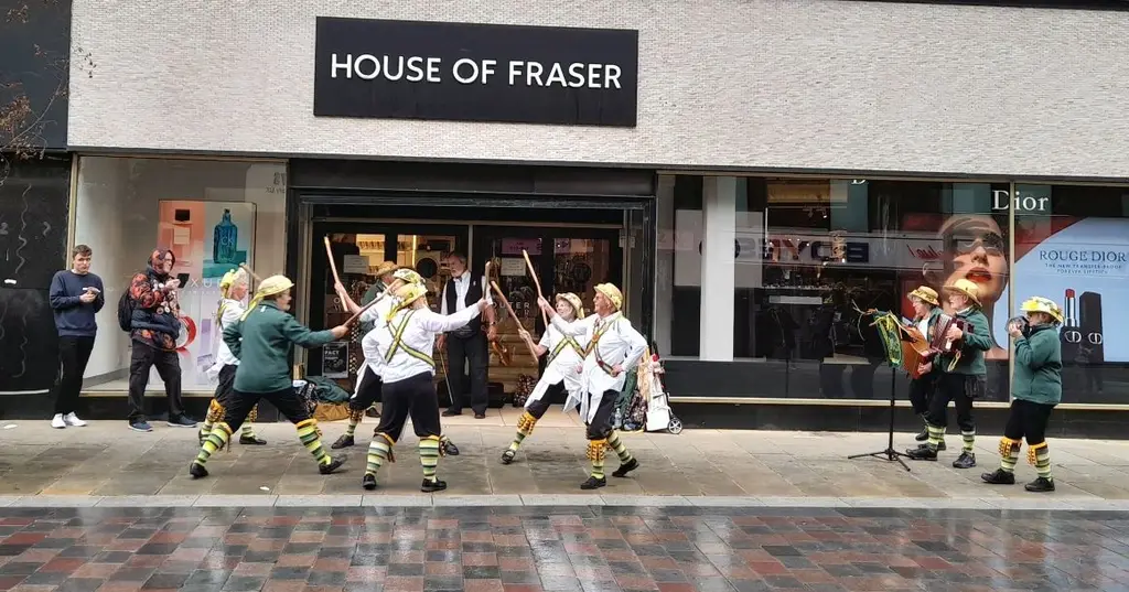 Leek Morris recent photo 122