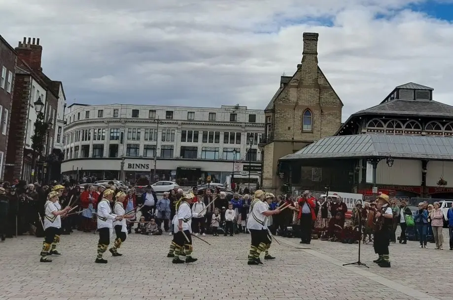 Leek Morris recent photo 123
