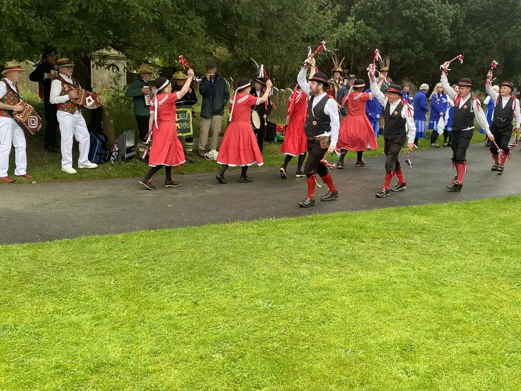 Leek Morris recent photo 94